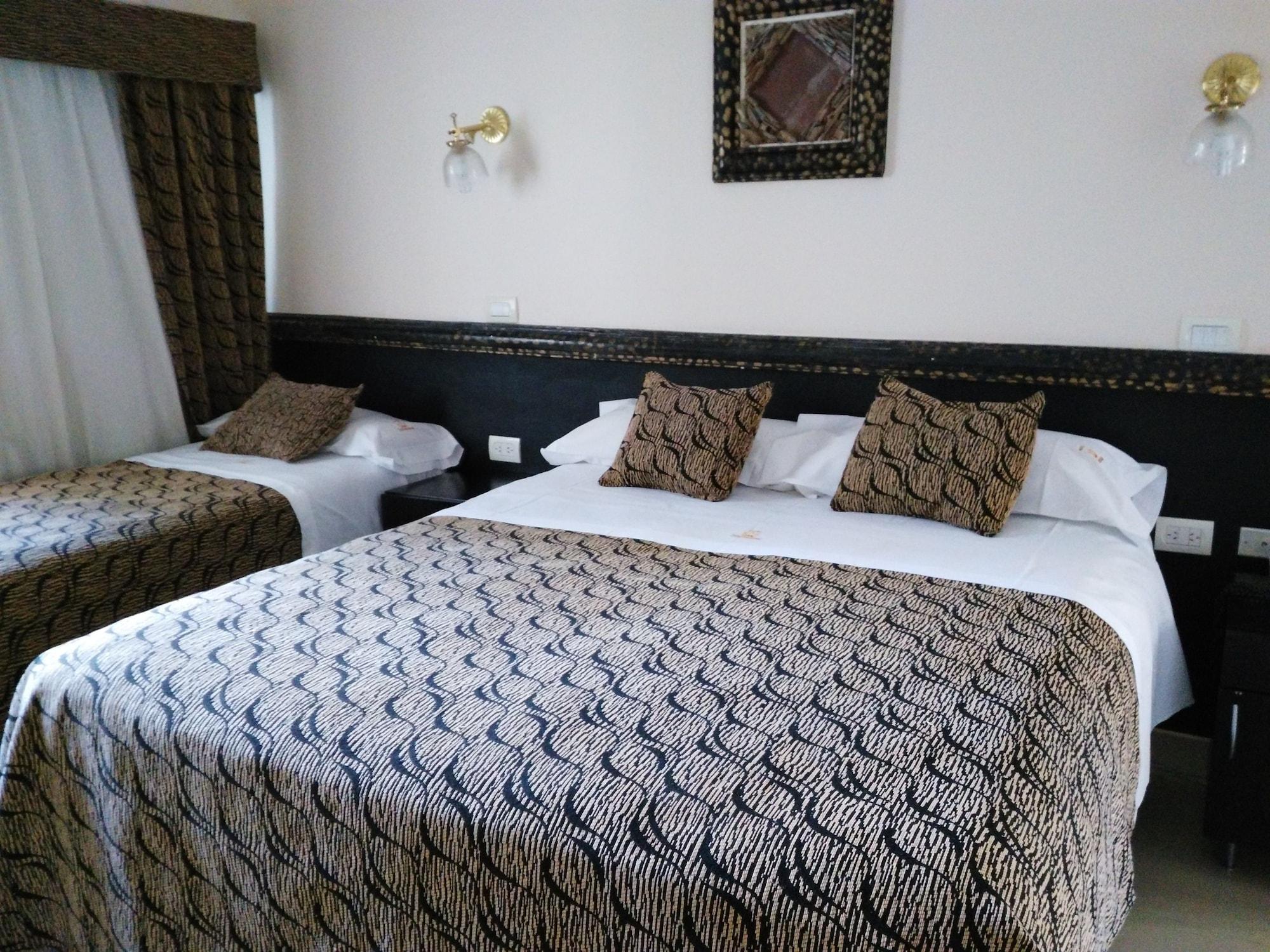 Hotel A&B Internacional Буенос-Айрес Екстер'єр фото